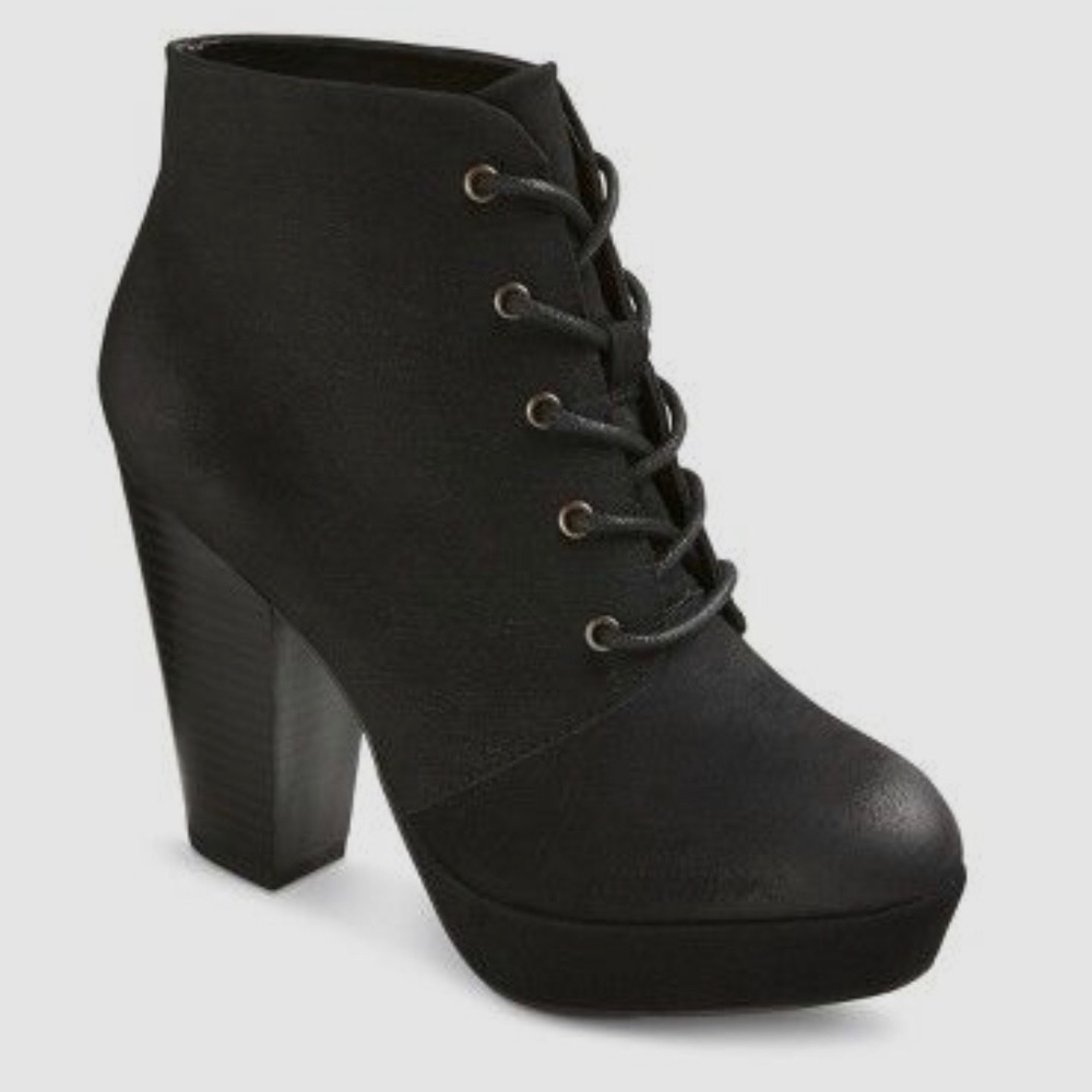 Mossimo Black Ankle Boot, 8.5